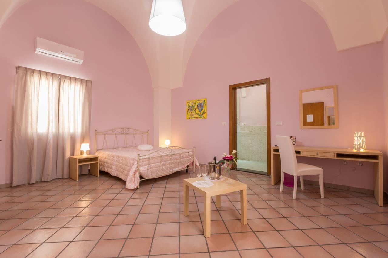 Le Dimore Dei Messapi Bed & Breakfast Ugento Exterior photo